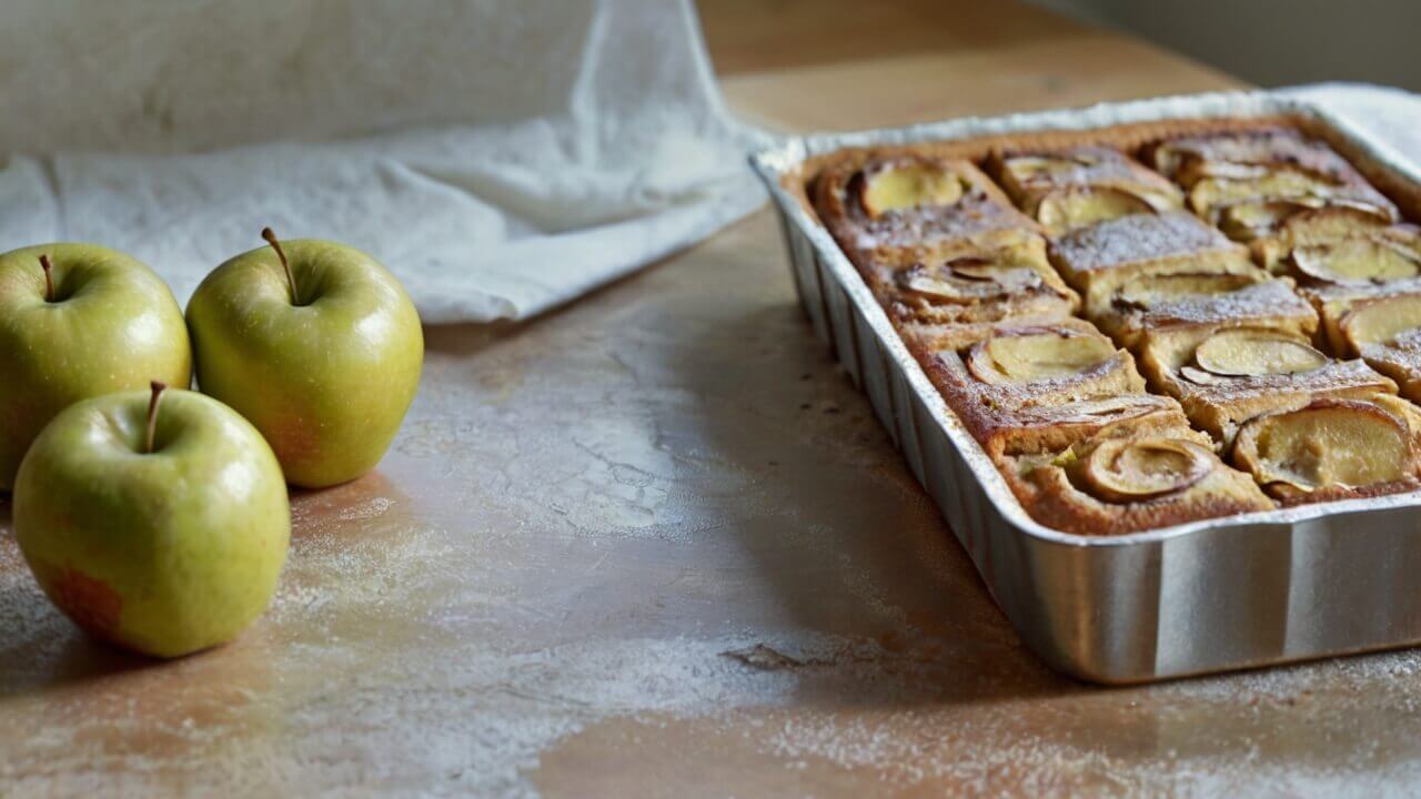 Mary Berry Dorset Apple Traybake Recipe